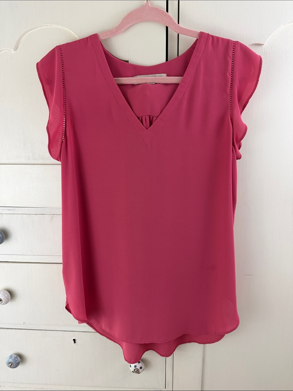 LOFT Women's V-Neck flutter Sleeve Blouse - Pink Medium